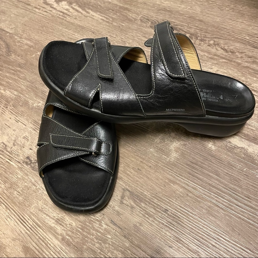 Mephisto Women’s Air Relaxed velcro strap backless sandal sz EU 39(US 8.5)